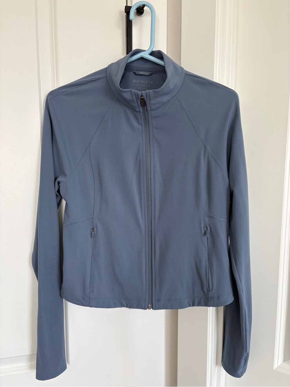 Athleta salutation cropped jacket size L* (see size note)